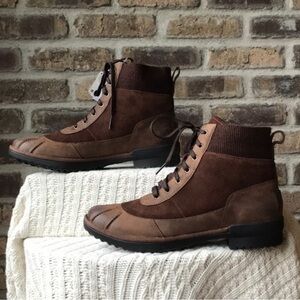 UGG Cayli Coconut Shell Rain Boot Lace up Duck Bootie Women's US Size 8 Brown